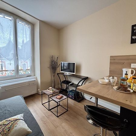 Le Puy De Dome - 1 Chambre - Clim Châtel-Guyon Eksteriør billede