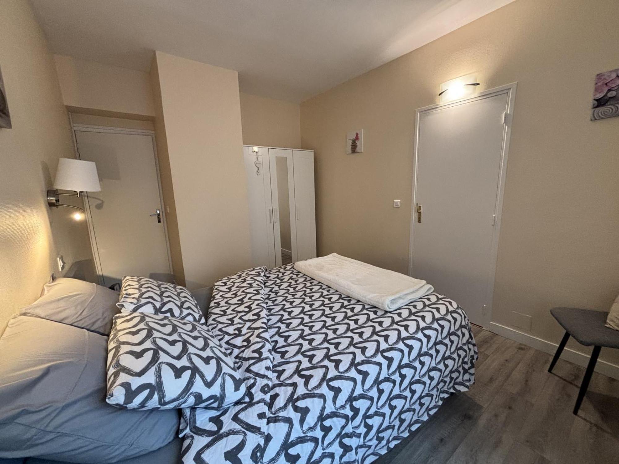 Le Puy De Dome - 1 Chambre - Clim Châtel-Guyon Eksteriør billede